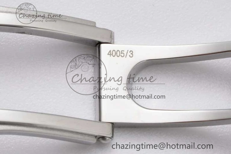 Overseas 47040 SS PPF 1:1 Best Edition White Textured Dial on Black Rubber Strap A1226