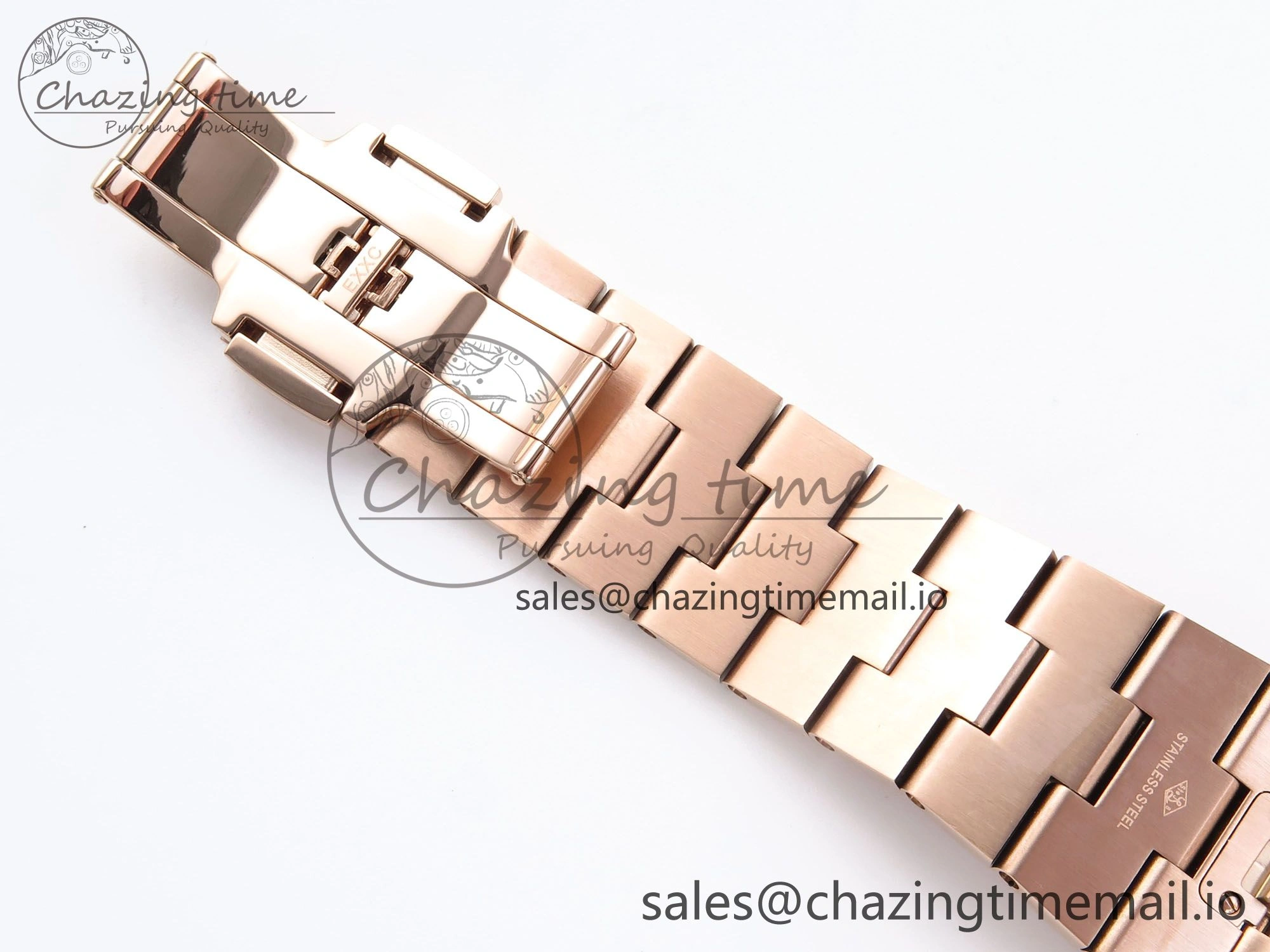 Overseas 7920V RG 8F Best Edition White Dial On RG Bracelet A5110