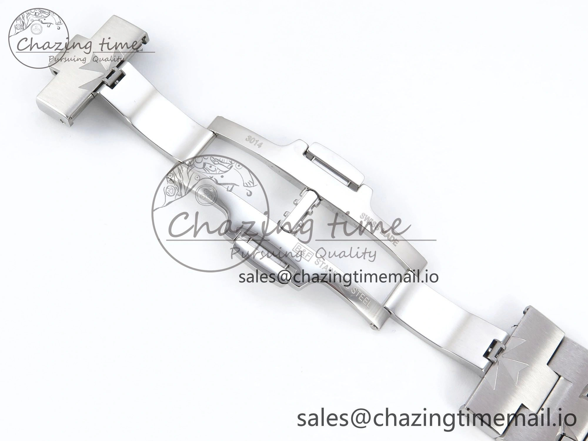 Overseas 7920V SS 8F Best Edition White Dial On SS Bracelet A5110