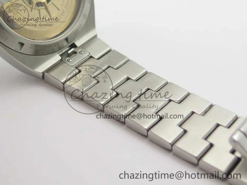 Overseas Automatic BP Maker Best Edition SS Blue Dial On SS Bracelet A5100