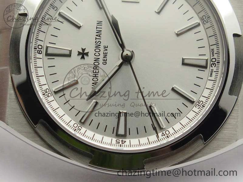Overseas Automatic BP Maker Best Edition SS Silver Dial On SS Bracelet A5100