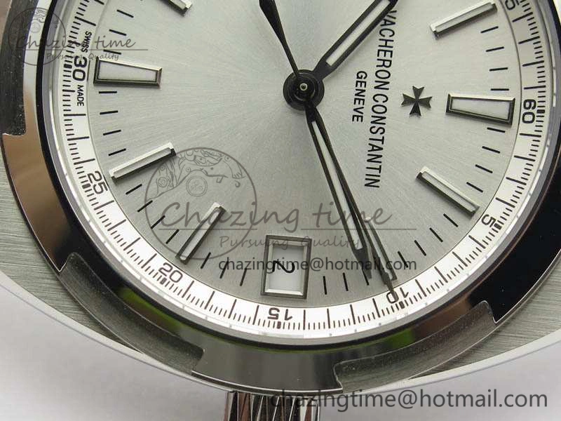 Overseas Automatic BP Maker Best Edition SS Silver Dial On SS Bracelet A5100
