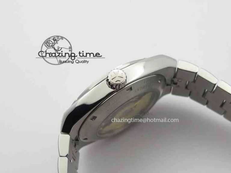 Overseas Automatic SS Blue Dial On SS Bracelet A5100