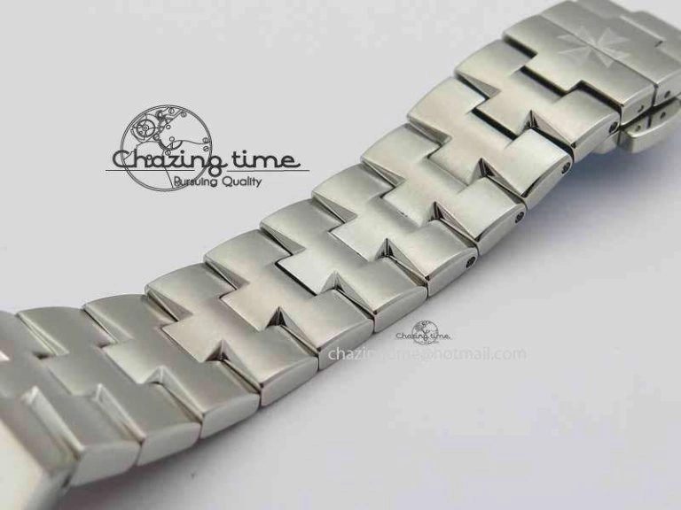 Overseas Automatic SS Blue Dial On SS Bracelet A5100