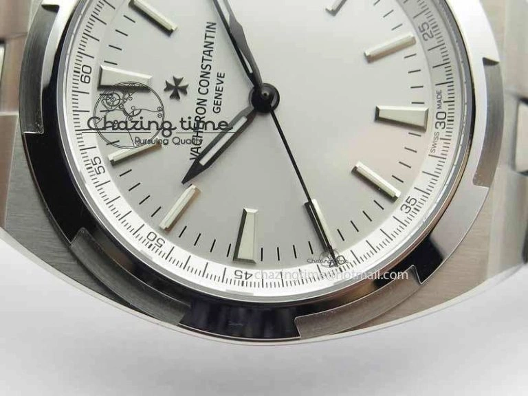 Overseas Automatic SS White Dial On SS Bracelet A5100