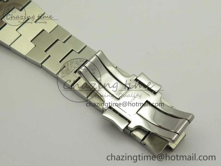 Overseas Dual Time Power Reserve TWA Best Edition Blue Dial on SS Bracelet A1222