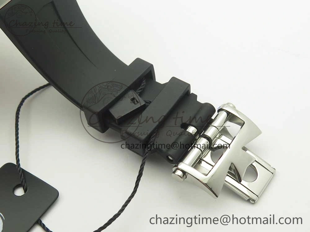 Overseas Dual Time Power Reserve TWA Best Edition Silver Dial on Black Rubber Strap A1222