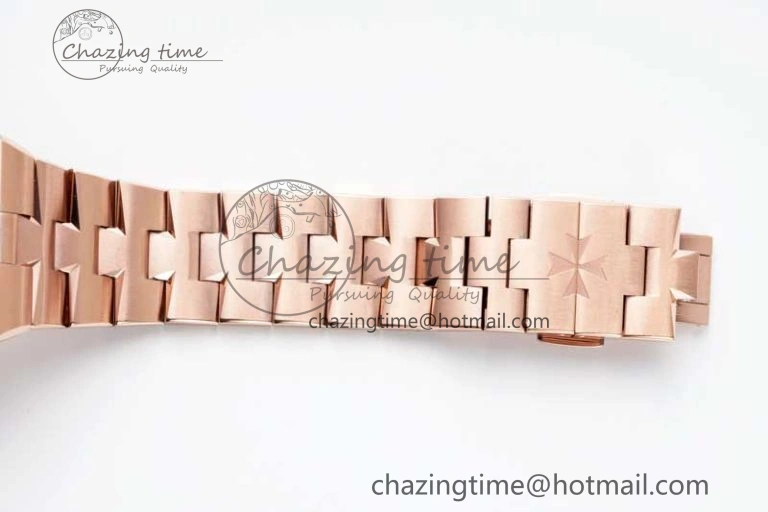 Overseas Perpetual Calendar RG 8F Best Edition Silver Dial on RG Bracelet A1120