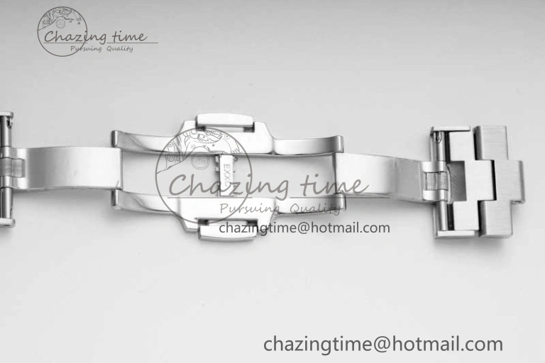 Overseas Perpetual Calendar SS 8F Best Edition Gray Dial on SS Bracelet A1120