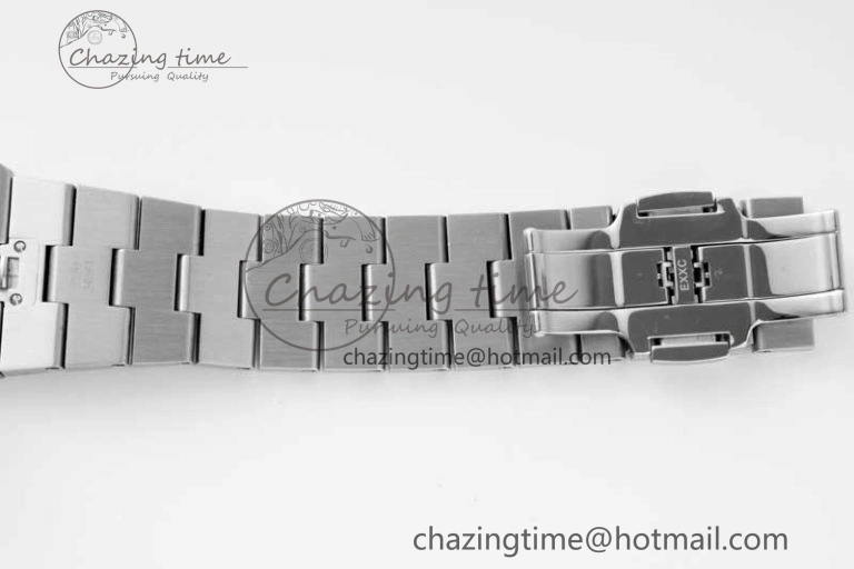 Overseas Perpetual Calendar SS 8F Best Edition Gray Dial on SS Bracelet A1120