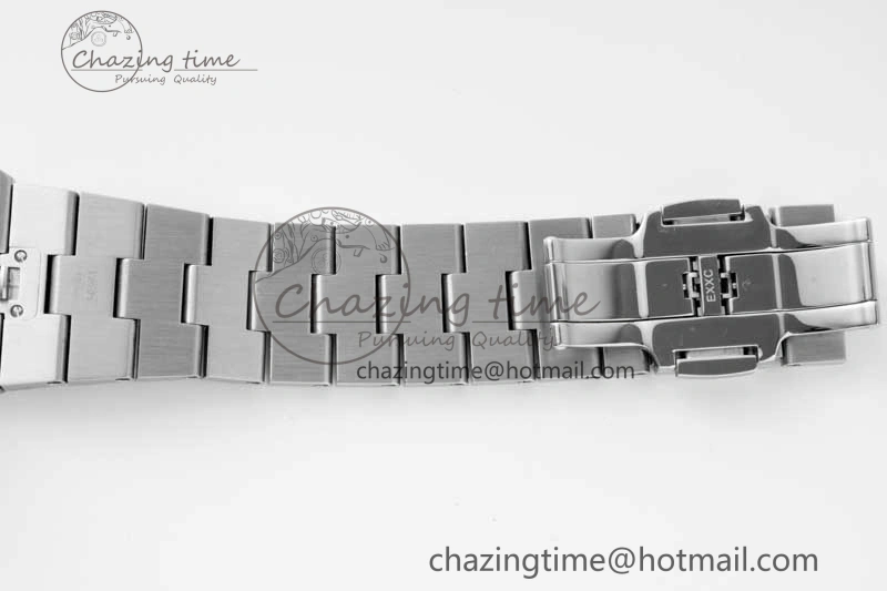 Overseas Perpetual Calendar SS 8F Best Edition Gray Dial on SS Bracelet A1120