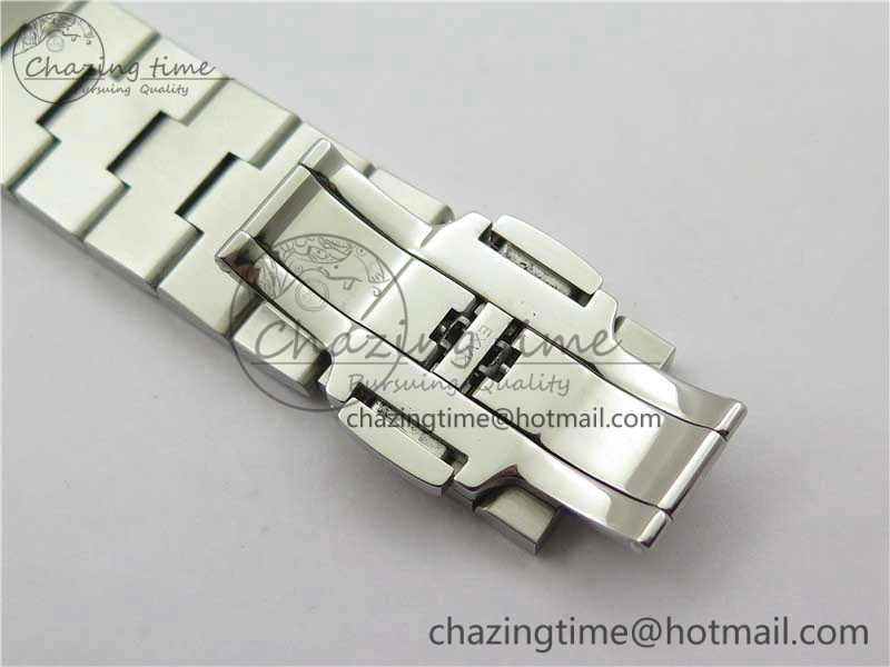 Overseas Ultra-Thin 2000V XF Best Edition Blue Dial on SS Bracelet A1120