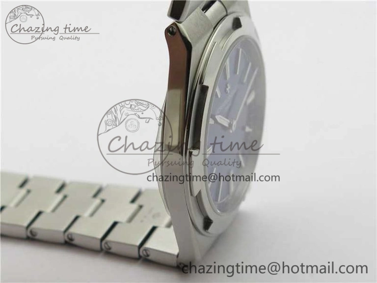 Overseas Ultra-Thin 2000V XF Best Edition Blue Dial on SS Bracelet A1120