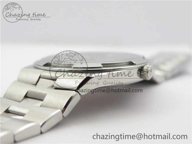 Overseas Ultra-Thin 2000V XF Best Edition Gray Dial on SS Bracelet A1120