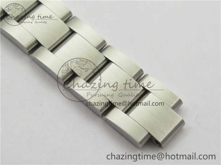Oyster Perpetual 31mm 277200 EWF Best Edition Red Dial on SS Bracelet 6T15