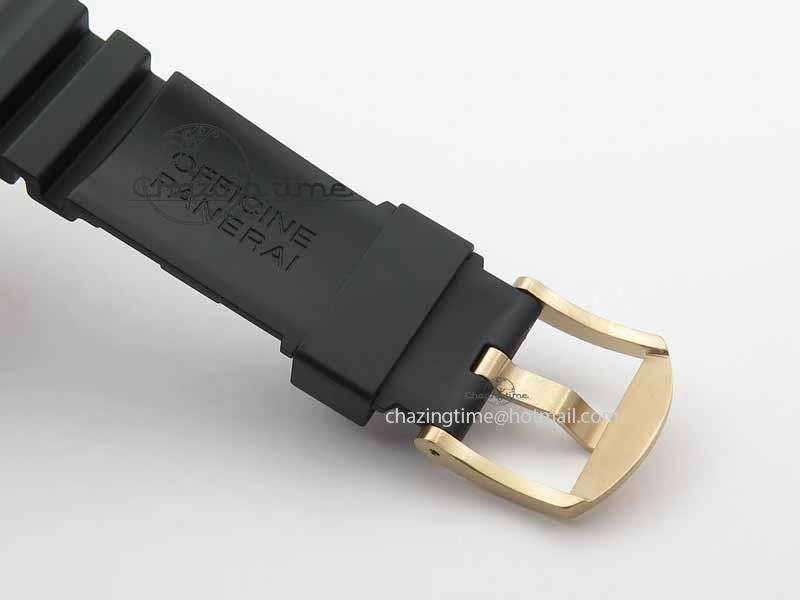 PAM 684 Luminor Submersible RG XF 1:1 Best Edition On Black Rubber Strap P.9010