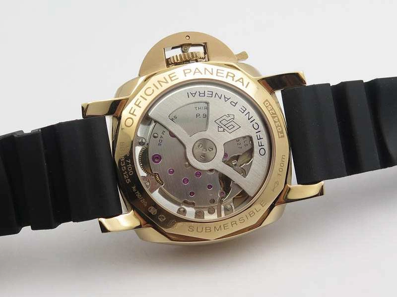 PAM 684 Luminor Submersible RG ZF 1:1 Best Edition On Black Rubber Strap P.9010