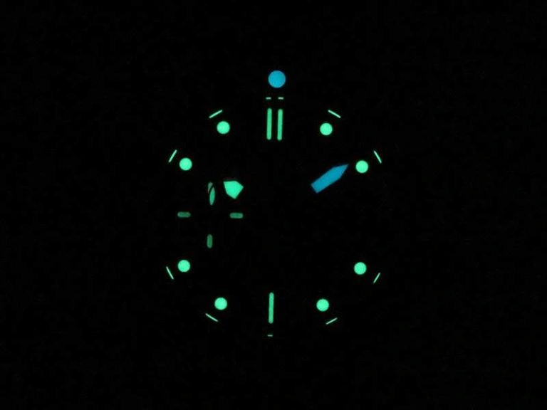 PAM 684 Luminor Submersible RG ZF 1:1 Best Edition On Black Rubber Strap P.9010