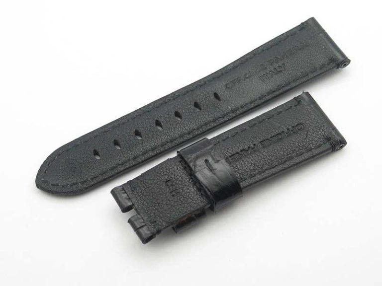 PAM 684 Luminor Submersible RG ZF 1:1 Best Edition On Black Rubber Strap P.9010