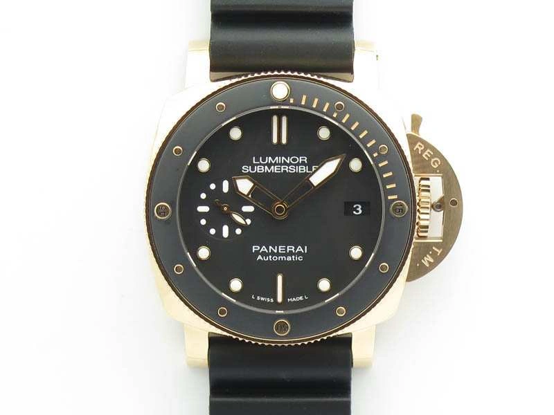 PAM 684 Luminor Submersible RG ZF 1:1 Best Edition On Black Rubber Strap P.9010