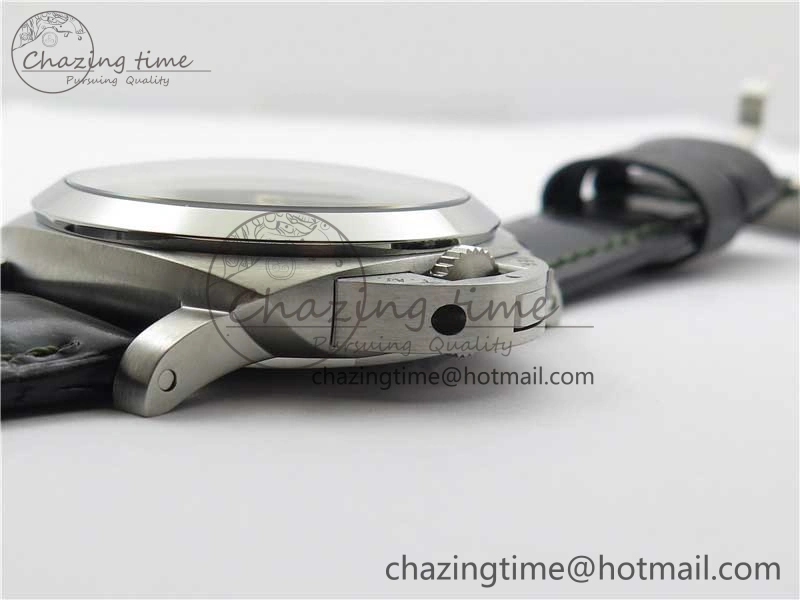 PAM1056 Luminor GMT VSF 1:1 Best Edition on Black Leather Strap P.9011 Clone