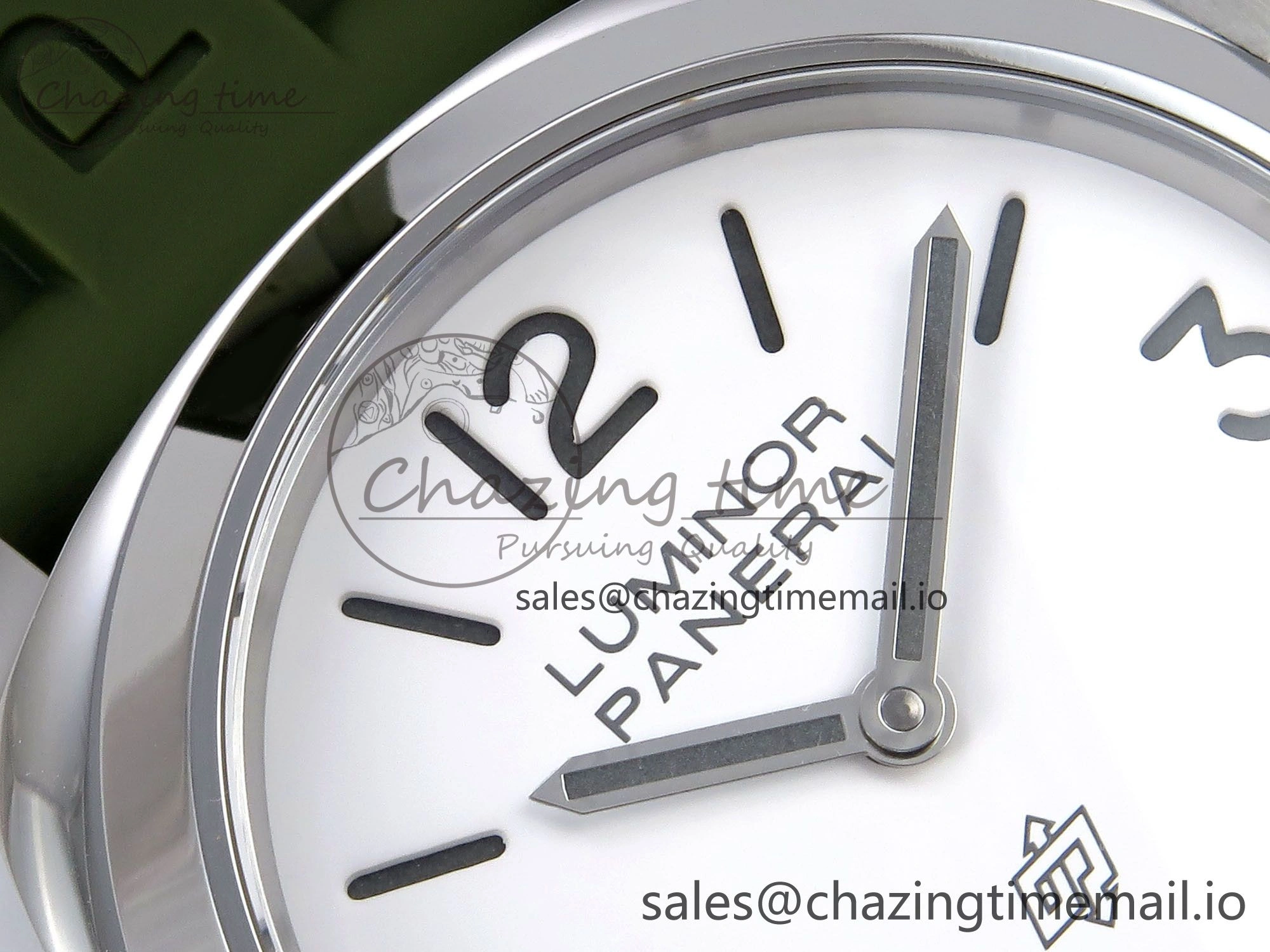 PAM1087 W HWF 1:1 Best Edition White Dial on Green Rubber Strap A6497
