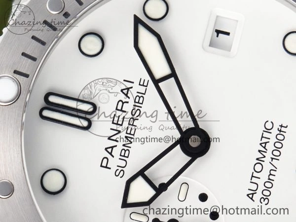 PAM1226 V SS TTF 1:1 Best Edition on Green Rubber Strap P900