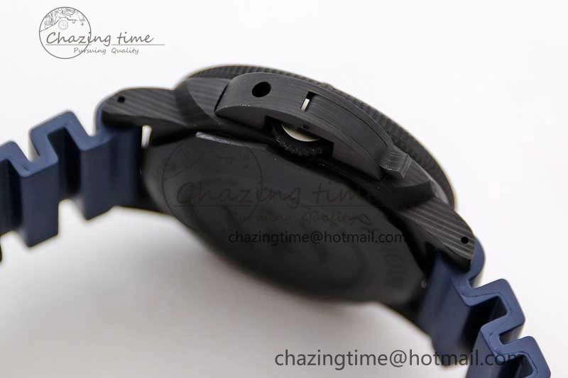 PAM1232 QuarantaQuattro Blu Abisso VSF Best Edition on Blue Rubber Strap P.9000