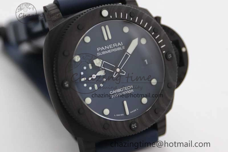 PAM1232 QuarantaQuattro Blu Abisso VSF Best Edition on Blue Rubber Strap P.9000