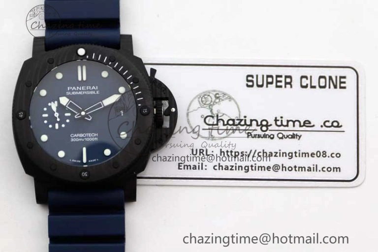 PAM1232 QuarantaQuattro Blu Abisso VSF Best Edition on Blue Rubber Strap P.9000