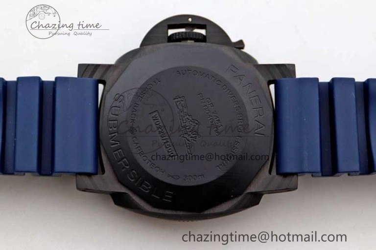 PAM1232 QuarantaQuattro Blu Abisso VSF Best Edition on Blue Rubber Strap P.9000