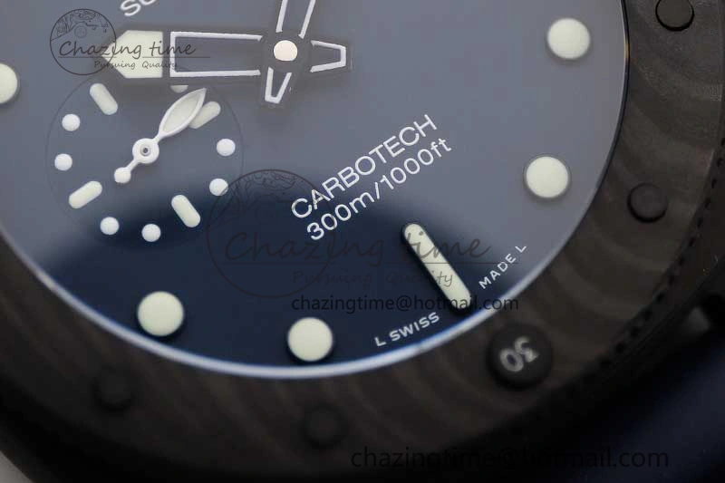 PAM1232 QuarantaQuattro Blu Abisso VSF Best Edition on Blue Rubber Strap P.9000