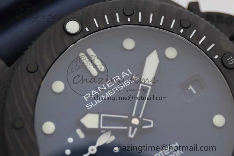 PAM1232 QuarantaQuattro Blu Abisso VSF Best Edition on Blue Rubber Strap P.9000