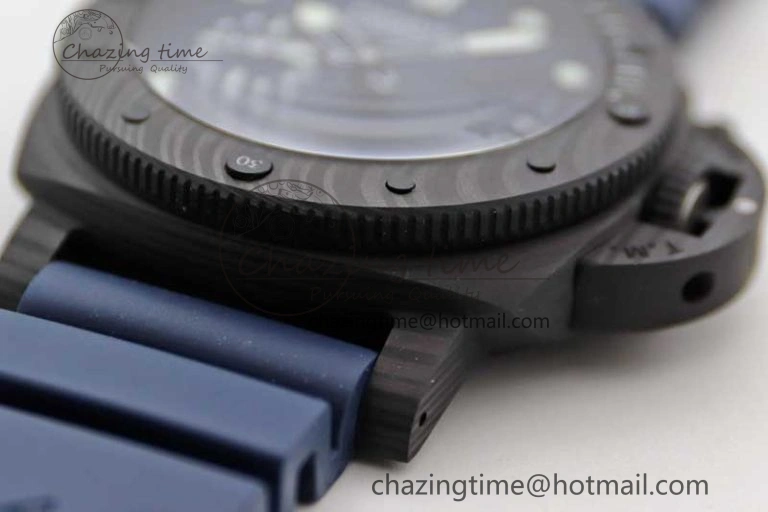 PAM1232 QuarantaQuattro Blu Abisso VSF Best Edition on Blue Rubber Strap P.9000