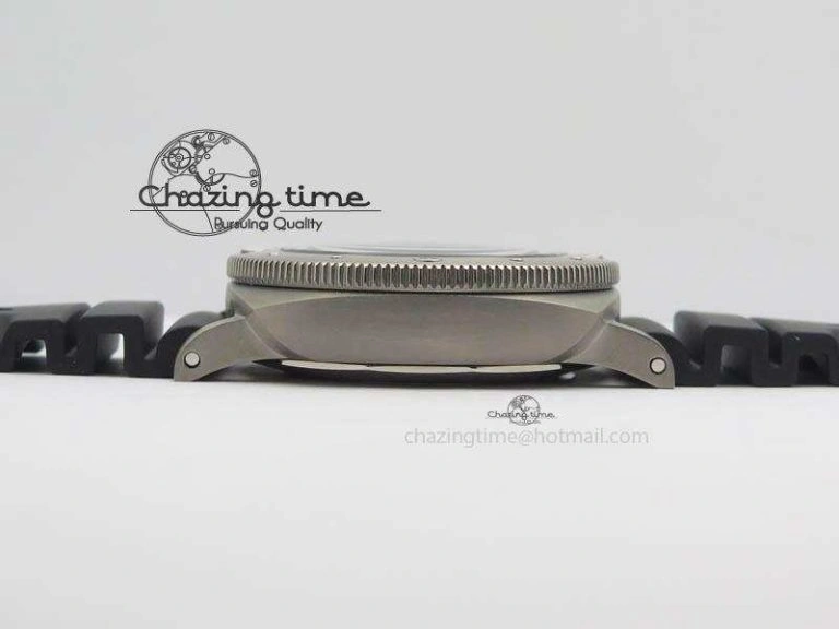 PAM1305 T Titanium ZF 1:1 Best Edition Black Dial On Black Rubber Strap P.9010