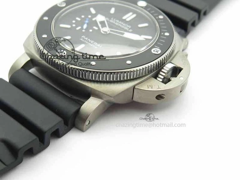 PAM1389 Titanium Lite XF Best Edition Black Dial On Black Rubber Strap P.9010