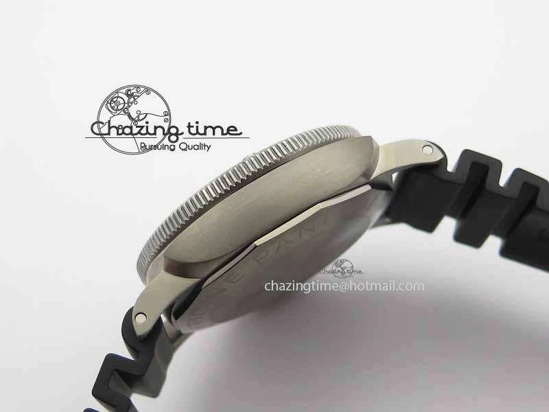 PAM1389 Titanium Lite XF Best Edition Black Dial On Black Rubber Strap P.9010