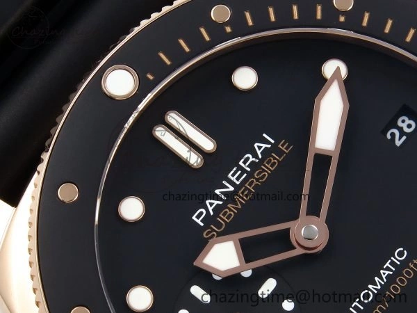 PAM2164 Luminor Submersible 42mm VSF Best Edition Black Dial on Rubber Strap P900 Clone