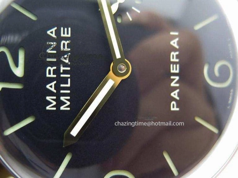 PAM217 H ZF Best Edition Superlumed Dial on Black Leather Strap A6497 with Y-Incabloc