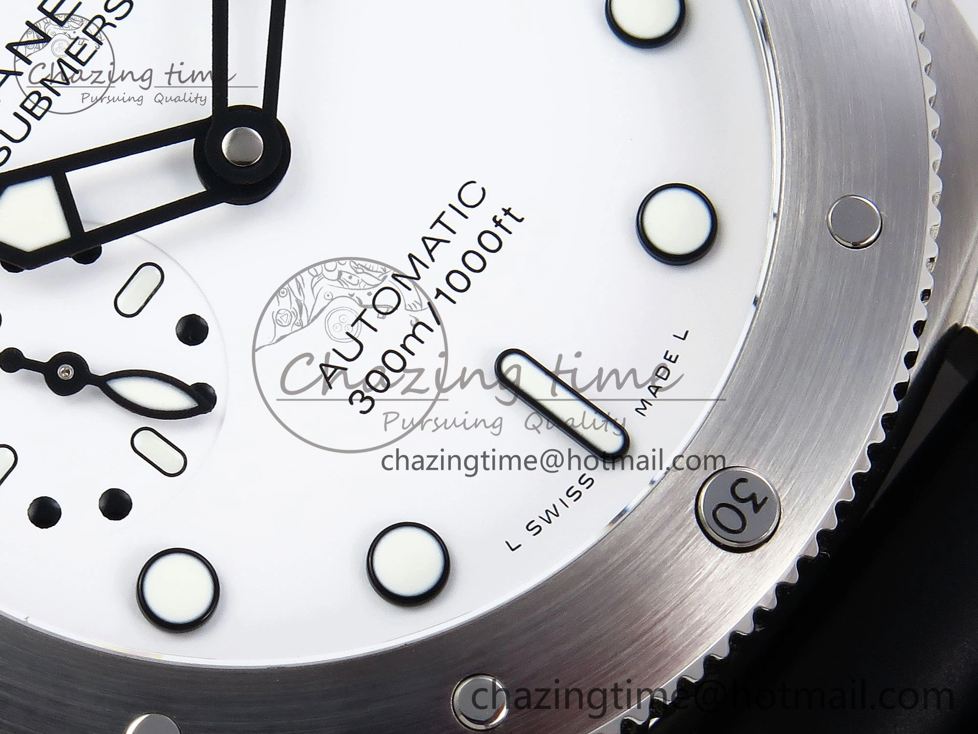 PAM2223 Luminor Submersible 42mm VSF Best Edition White Dial on Rubber Strap P900 Clone