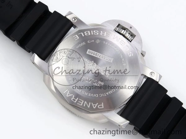 PAM2223 Luminor Submersible 42mm VSF Best Edition White Dial on Rubber Strap P900 Clone