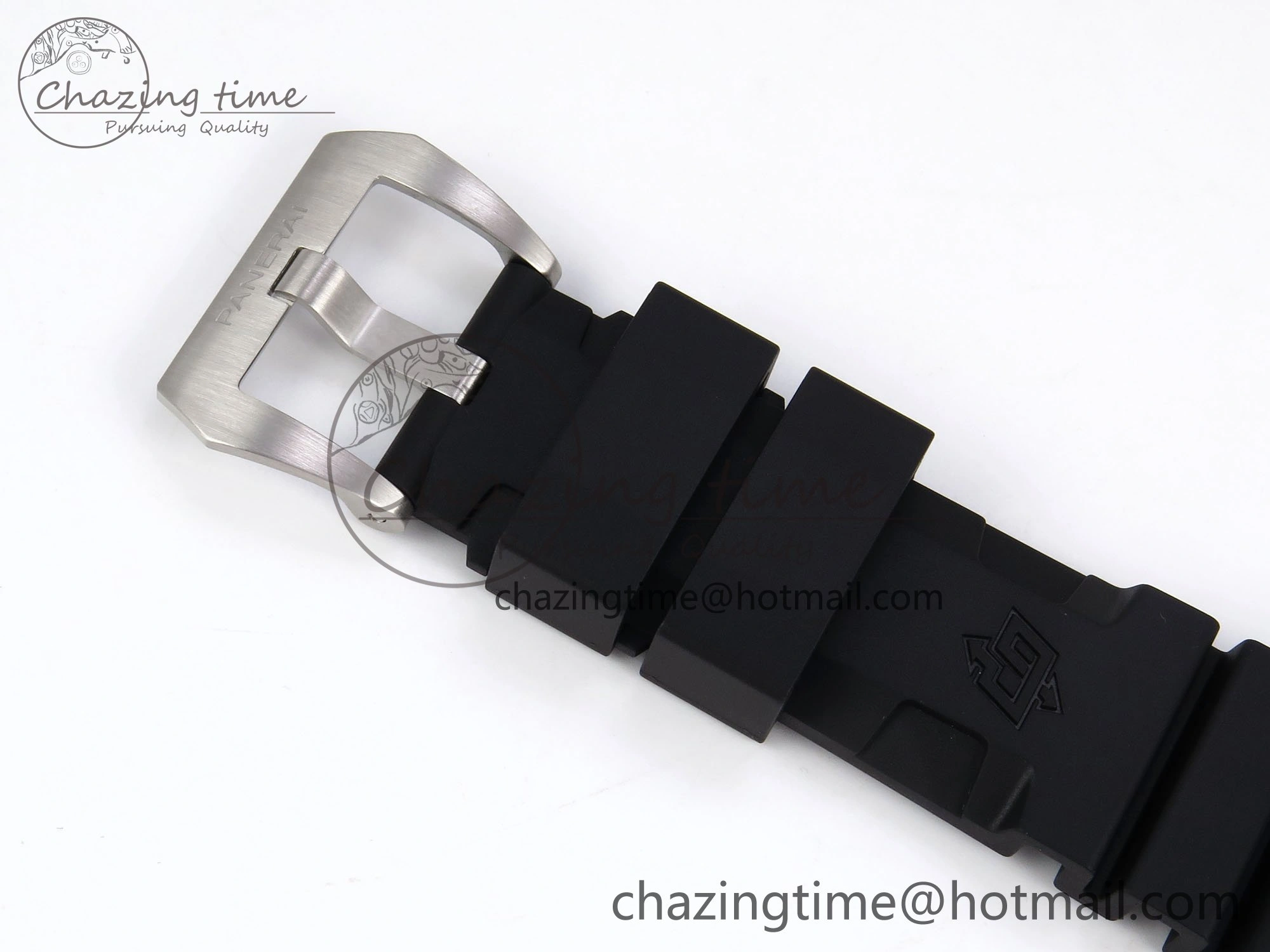 PAM2223 Luminor Submersible 42mm VSF Best Edition White Dial on Rubber Strap P900 Clone