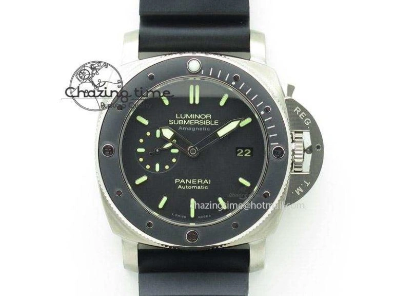 PAM389 O V6 Lite Best Edition On Rubber Strap ST2555