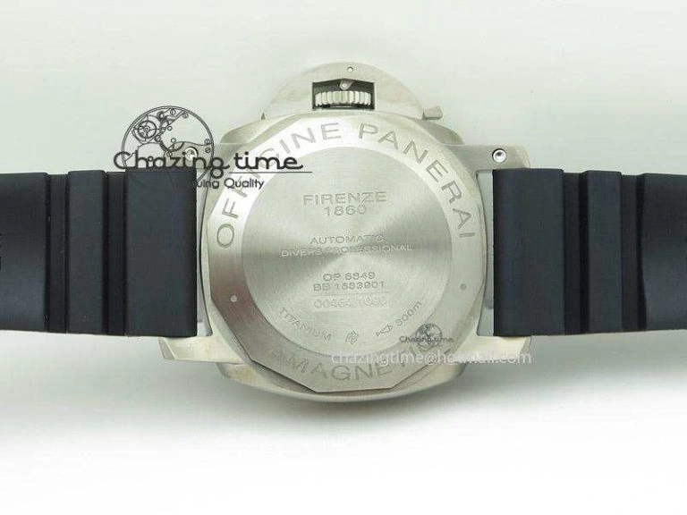 PAM389 O V6 Lite Best Edition On Rubber Strap ST2555