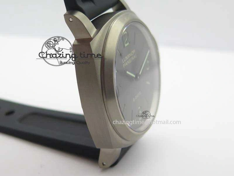 PAM562 Q Titanium ZF 1:1 Best Edition On Black Rubber Strap P5000 Clone