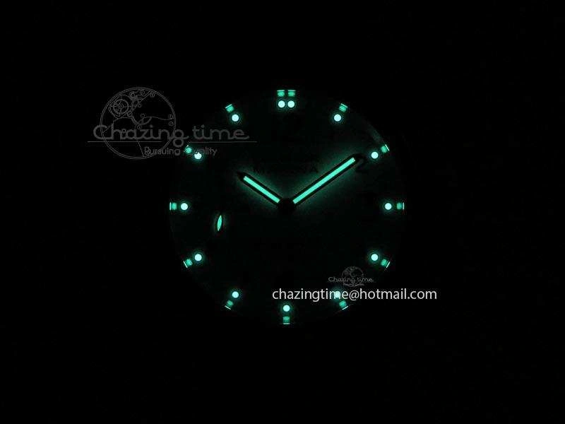 PAM563 P ZF 1:1 Best Edition On Rubber Strap P5000 Clone