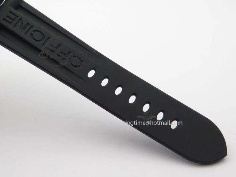 PAM563 P ZF 1:1 Best Edition On Rubber Strap P5000 Clone