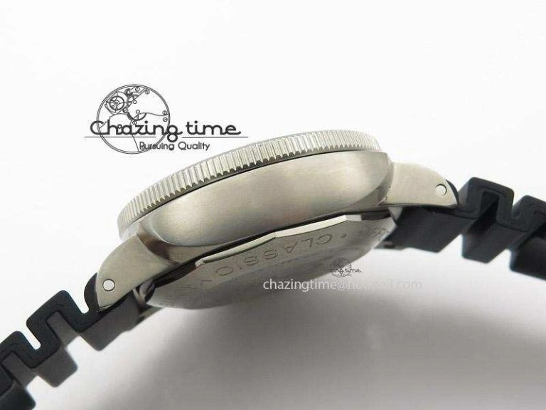 PAM571 P V6 Lite Best Edition On Rubber Strap ST2555
