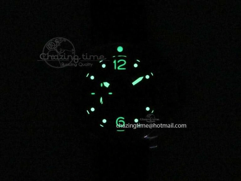 PAM571 P V6 Lite Best Edition On Rubber Strap ST2555