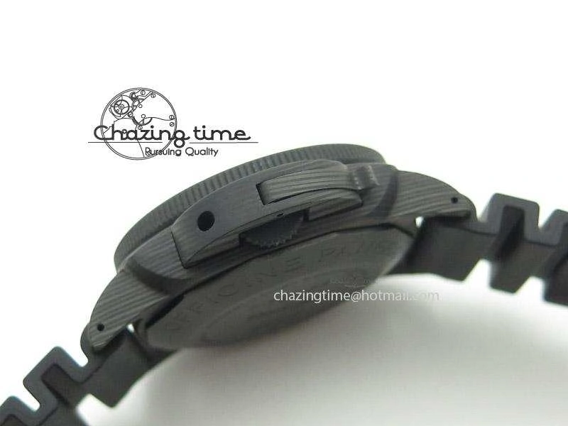 PAM616 Carbotech ZF Best Edition On Blue Logo Black Rubber Strap P9000